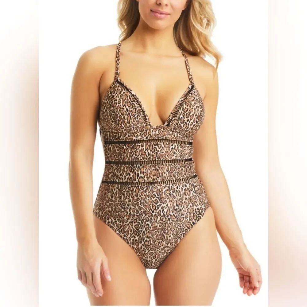 BAR III Women's Bonita Cheetah X-Back One-Piece Swimsuit NWOT size Large